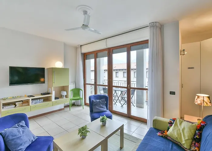 Voor 6 Personen, Aan Het Comomeer 公寓