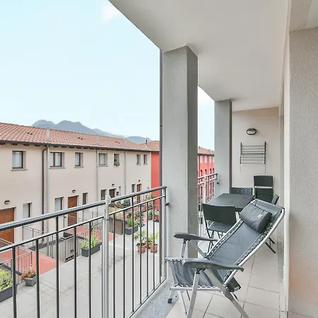 Apartamento Voor 6 Personen, Aan Het Comomeer